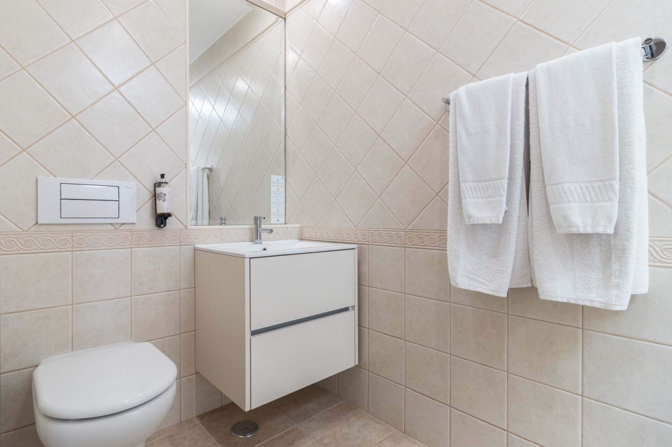 Neue Wohnung zu verkaufen in Carvoeiro, Algarve_214689