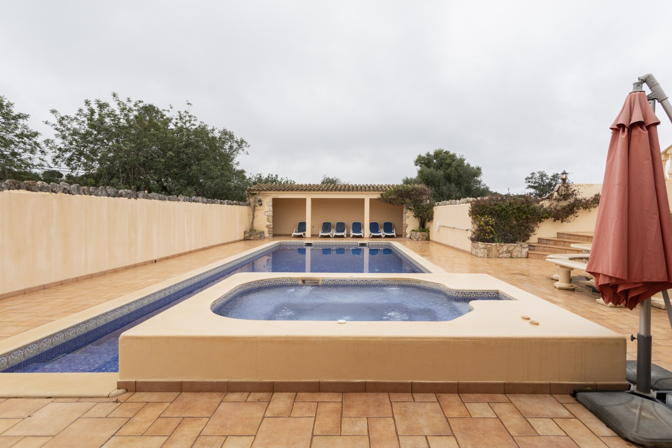 Villa de 4 chambres avec piscine à vendre à Loulé, Algarve_214797