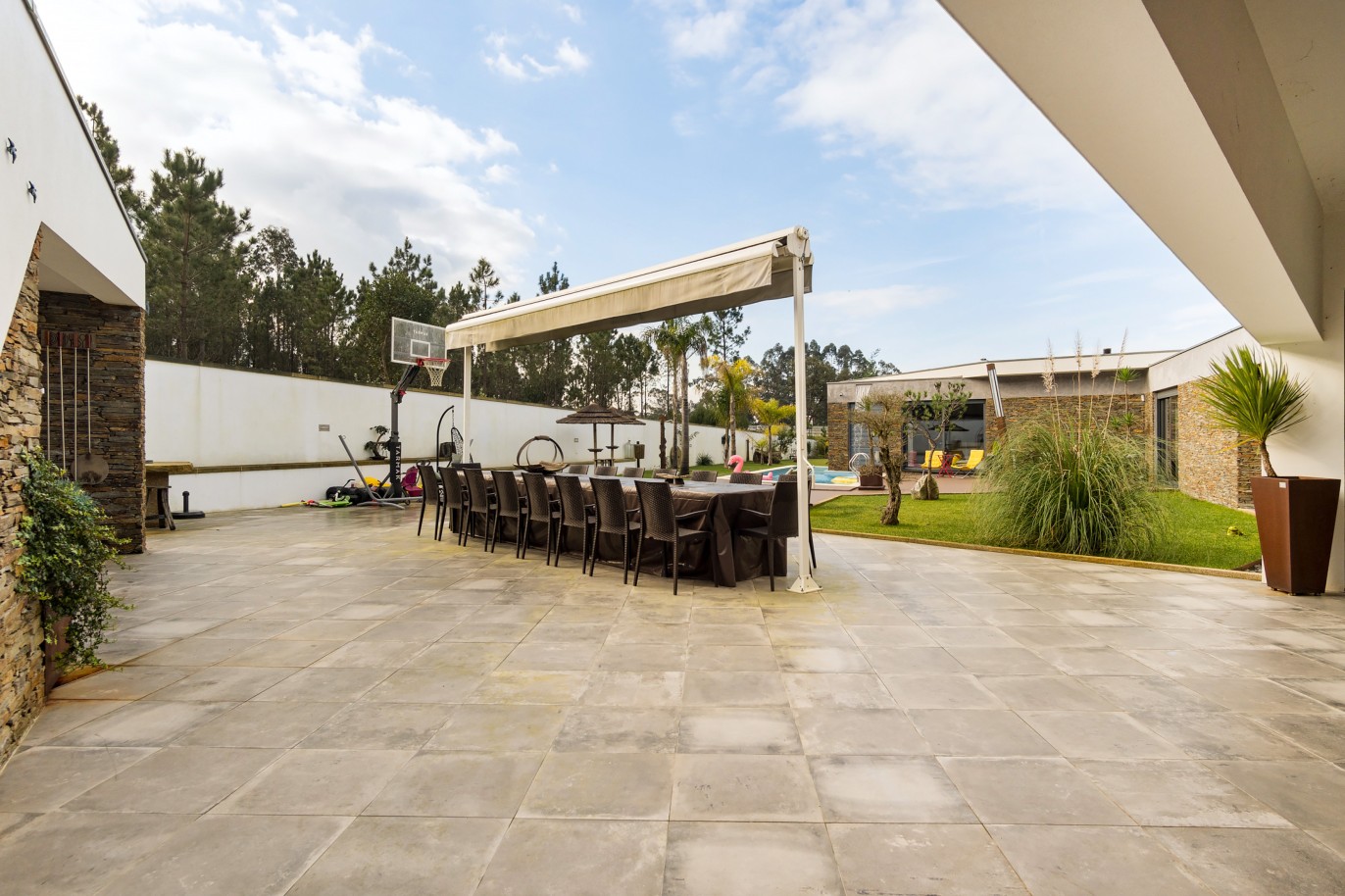 Vente : Villa individuelle de plain-pied avec piscine, terrain de jeux et jardin, à Ovar, Nord du Portugal_214923
