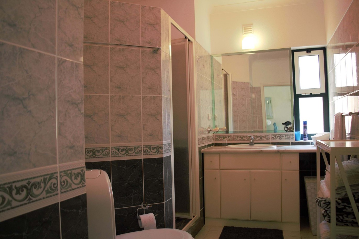 Piso de 2 dormitorios en venta, en Gramacho, Algarve_215594