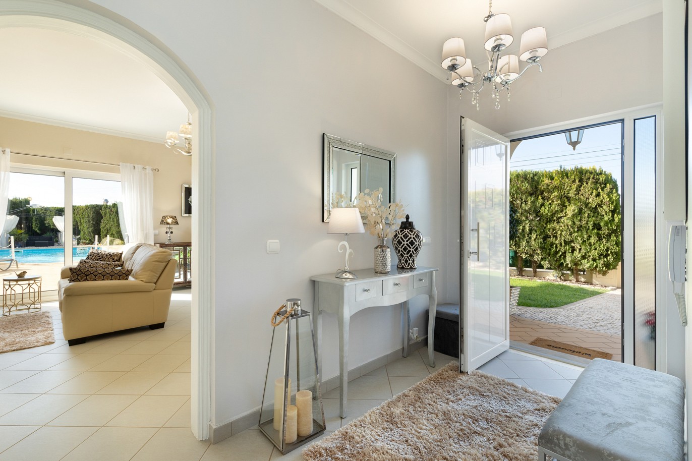 Fantastic 3 bedroom villa with pool, for sale in Algoz, Algarve_215654