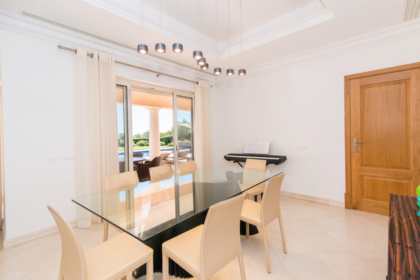 5 Dormitorios Villa con piscina, en venta en Vila Real de Santo Antonio, Algarve_215678
