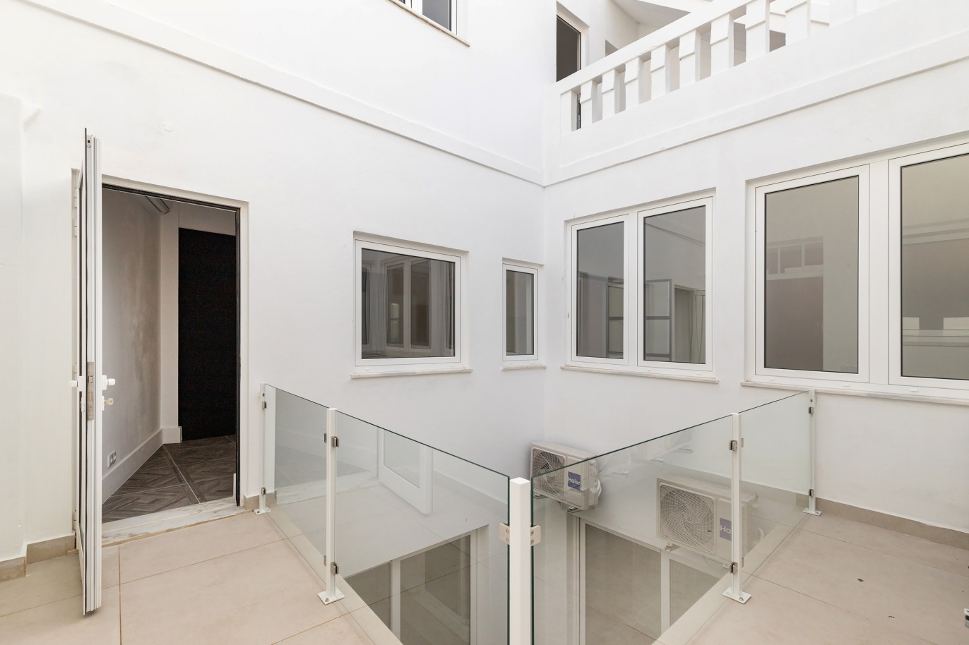 10 Bedroom Villa à vendre, à Portimão, Algarve_216057