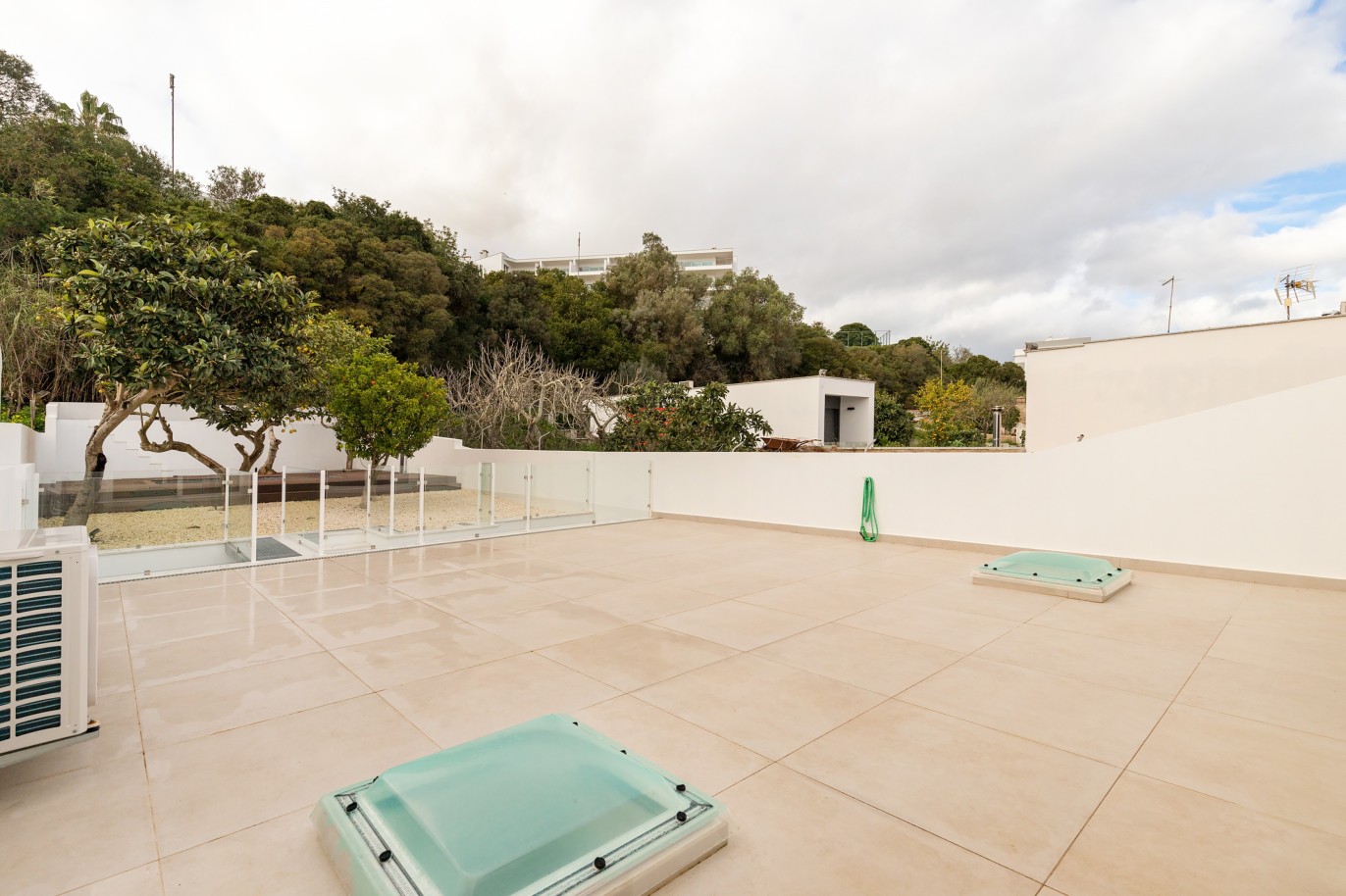Moradia V3 com piscina para venda, em Portimão, Algarve_216344