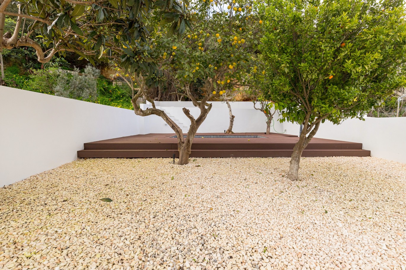 Moradia V3 com piscina para venda, em Portimão, Algarve_216345