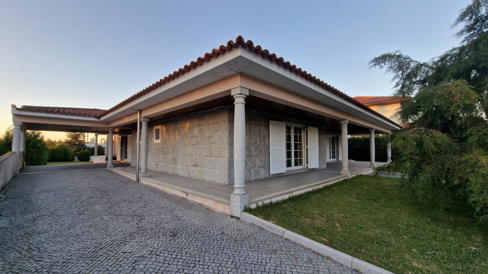 Villa mit Garten, zu verkaufen, in Paredes, Norden von Portugal_216378