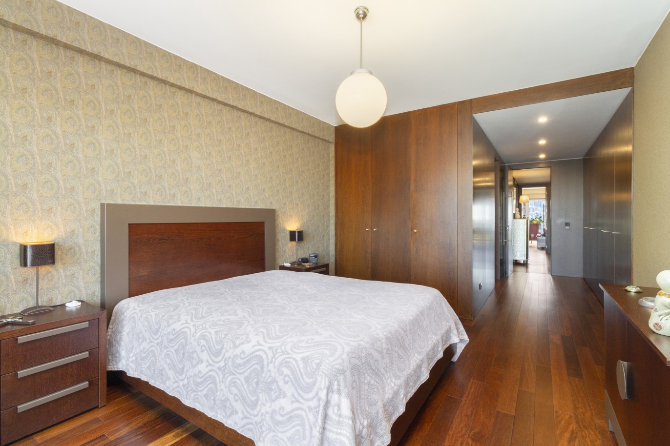 Appartement de 3 chambres avec vue sur la rivière, à vendre, à Vila Nova de Gaia, Porto, Portugal_216927