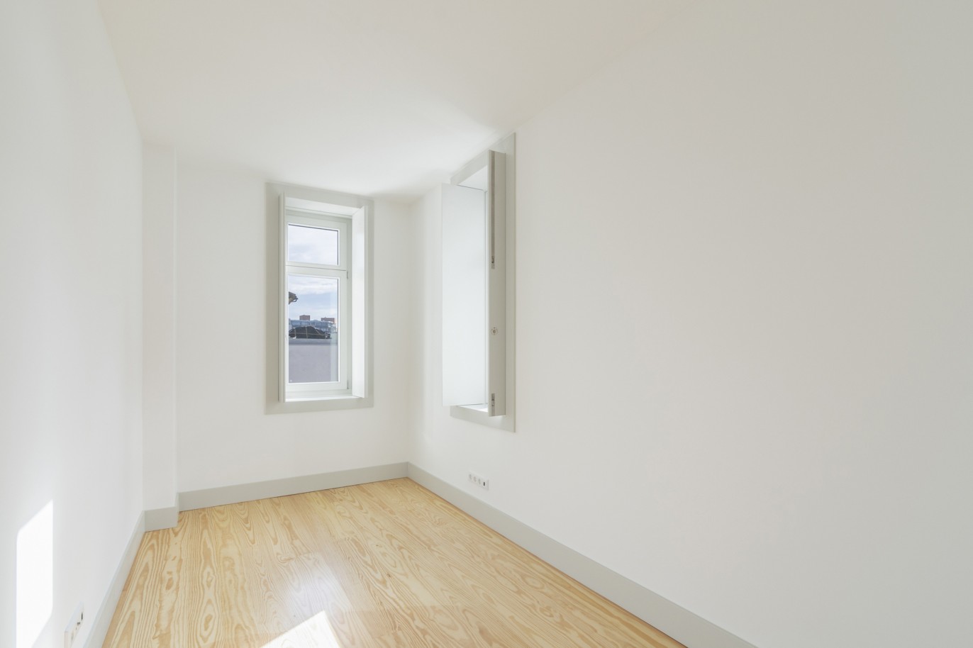 Appartement neuf en triplex, à vendre, dans le centre de Porto, Portugal_216998