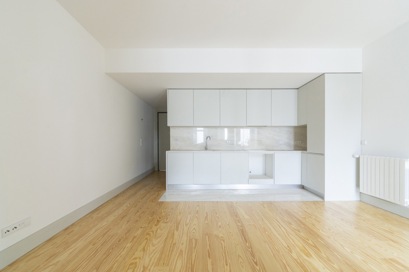 Neue Triplex-Wohnung, zu verkaufen, im Zentrum von Porto, Portugal_217019