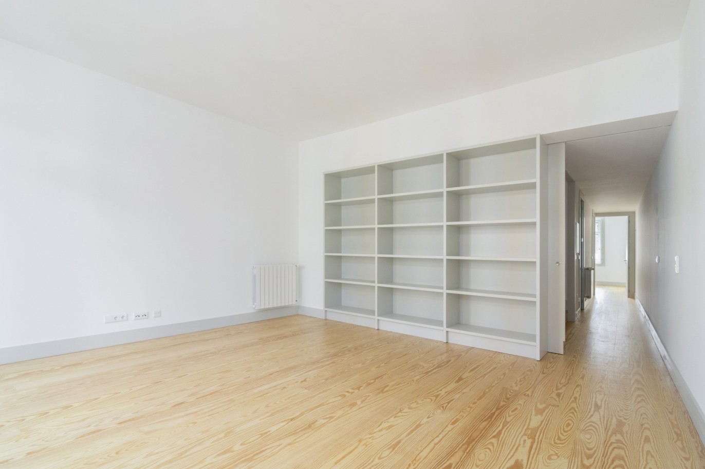 New triplex apartment, for sale, in the Center of Porto, Portugal_217021