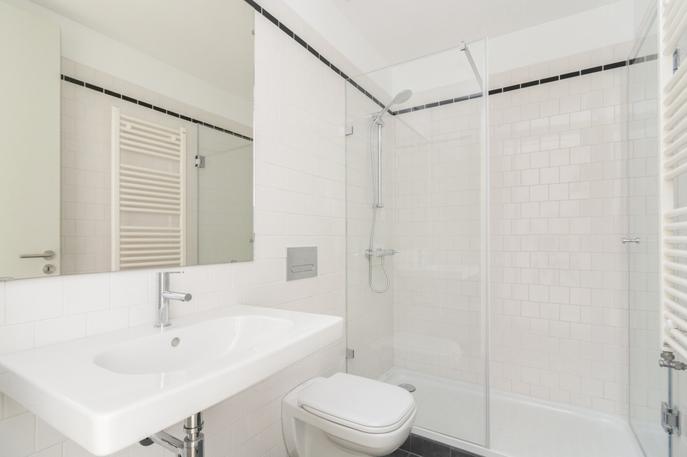 Neue Triplex-Wohnung, zu verkaufen, im Zentrum von Porto, Portugal_217032