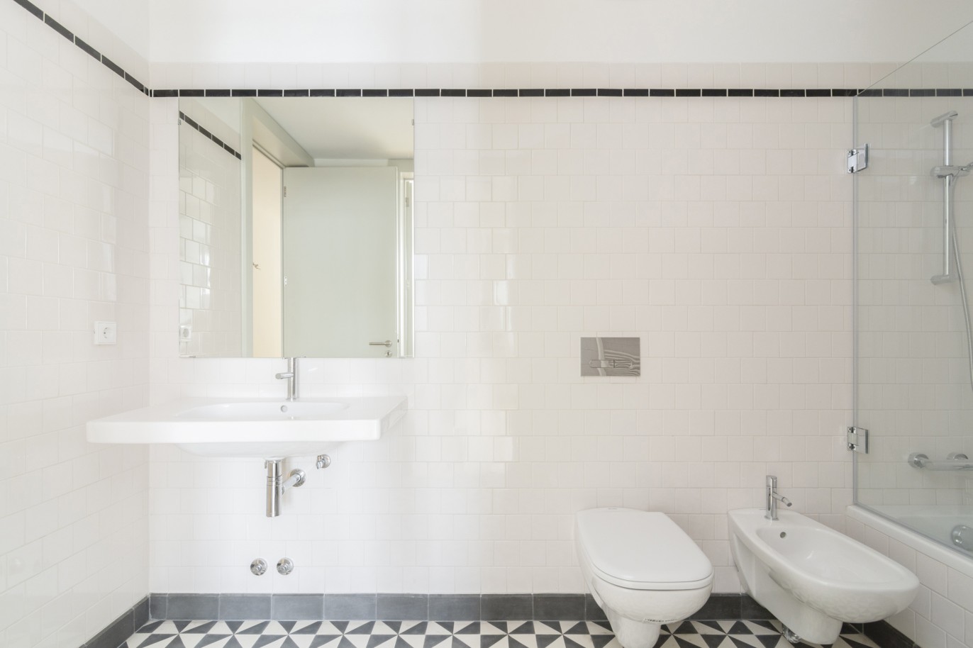 Neue Triplex-Wohnung, zu verkaufen, im Zentrum von Porto, Portugal_217034