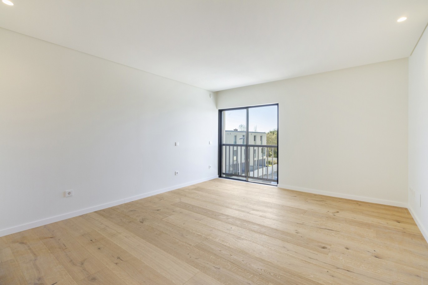 Verkauf: neue 4-Zimmer-Villa mit Innenhof und Balkonen in Aldoar, Porto, Portugal_217111