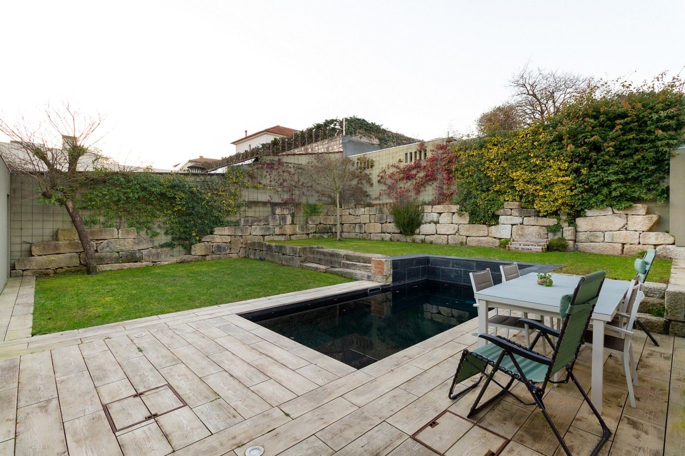Moradia com piscina e jardim, para venda, nos Pinhais da Foz, Porto_217143