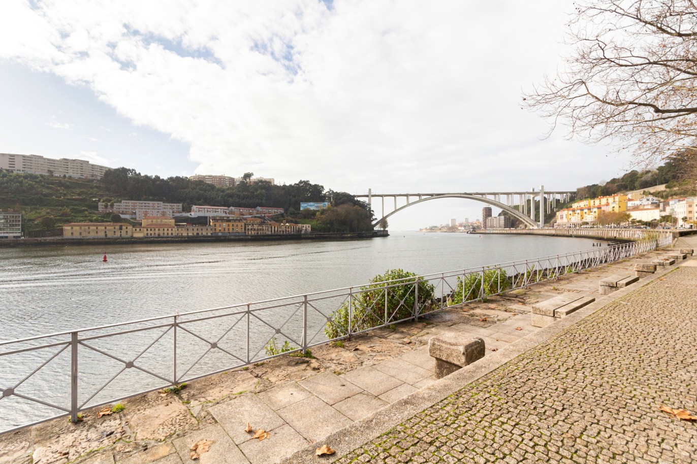 Moradia nova V2, para arrendar, em condomínio privado junto ao rio, Porto_217223