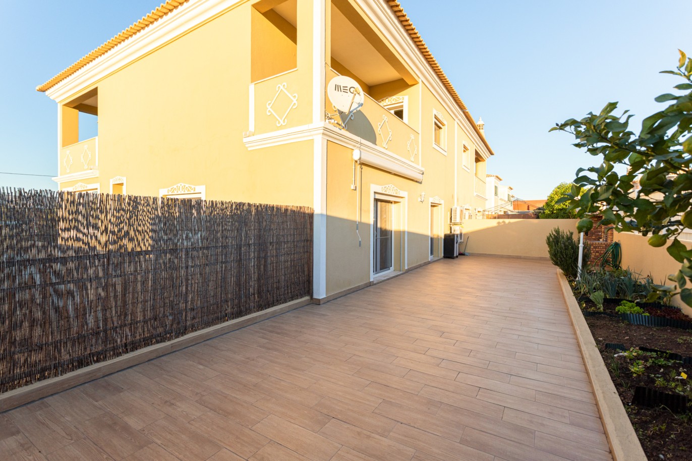 Villa de 4 dormitorios en zona de prestigio, en venta en Almancil, Algarve_217672