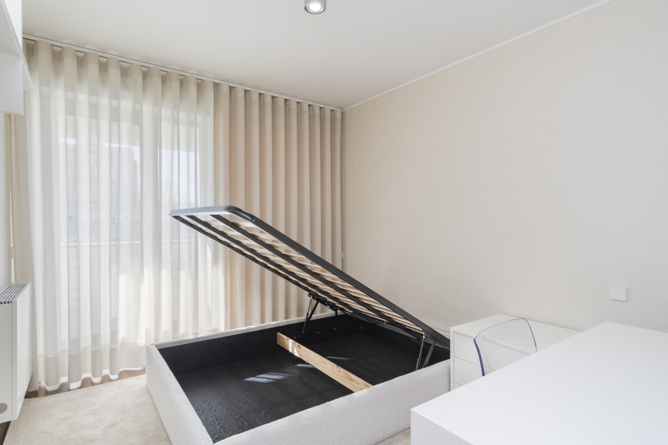 3 Bedroom Duplex Apartment with balcony, for sale, in Boavista, Porto, Portugal_217711