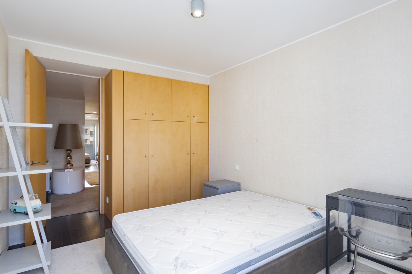 Apartamento Dúplex de 3 Dormitorios con balcón, en venta, en Boavista, Porto, Portugal_217713