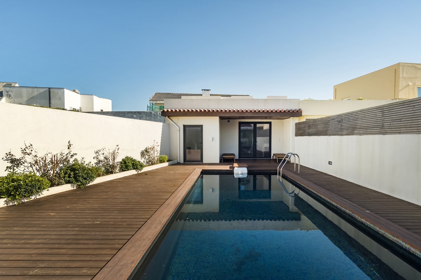 Villa with pool and terrace, for sale, in Miramar, V. N. de Gaia, Portugal_217771