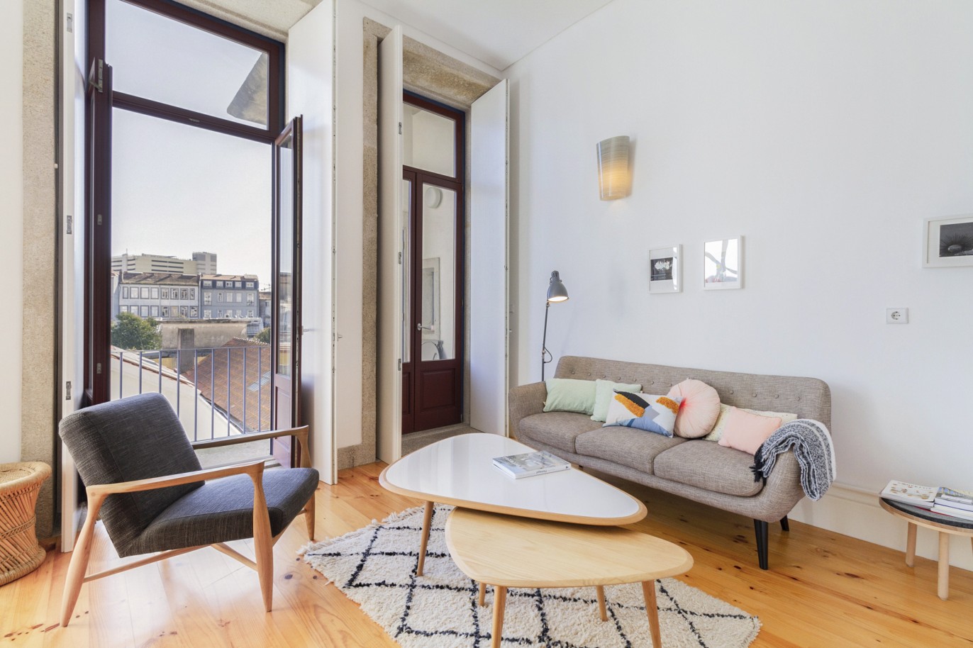 1+1 Zimmer Wohnung mit Balkon, zu verkaufen, in Baixa do Porto, Portugal_218107