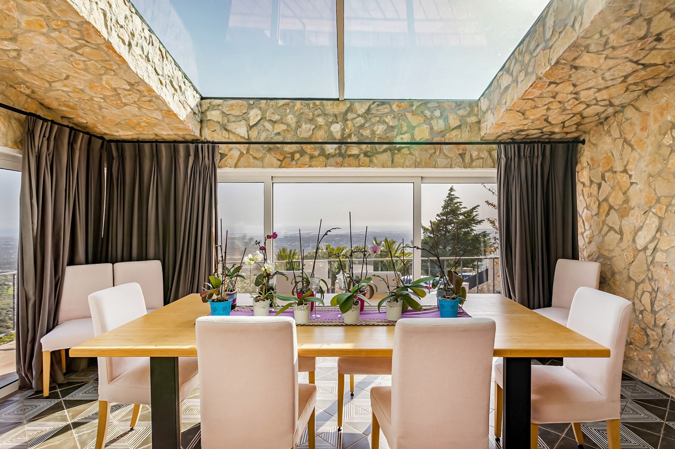 Villa de 5 dormitorios con vistas al mar, en venta, en Faro, Algarve_218163