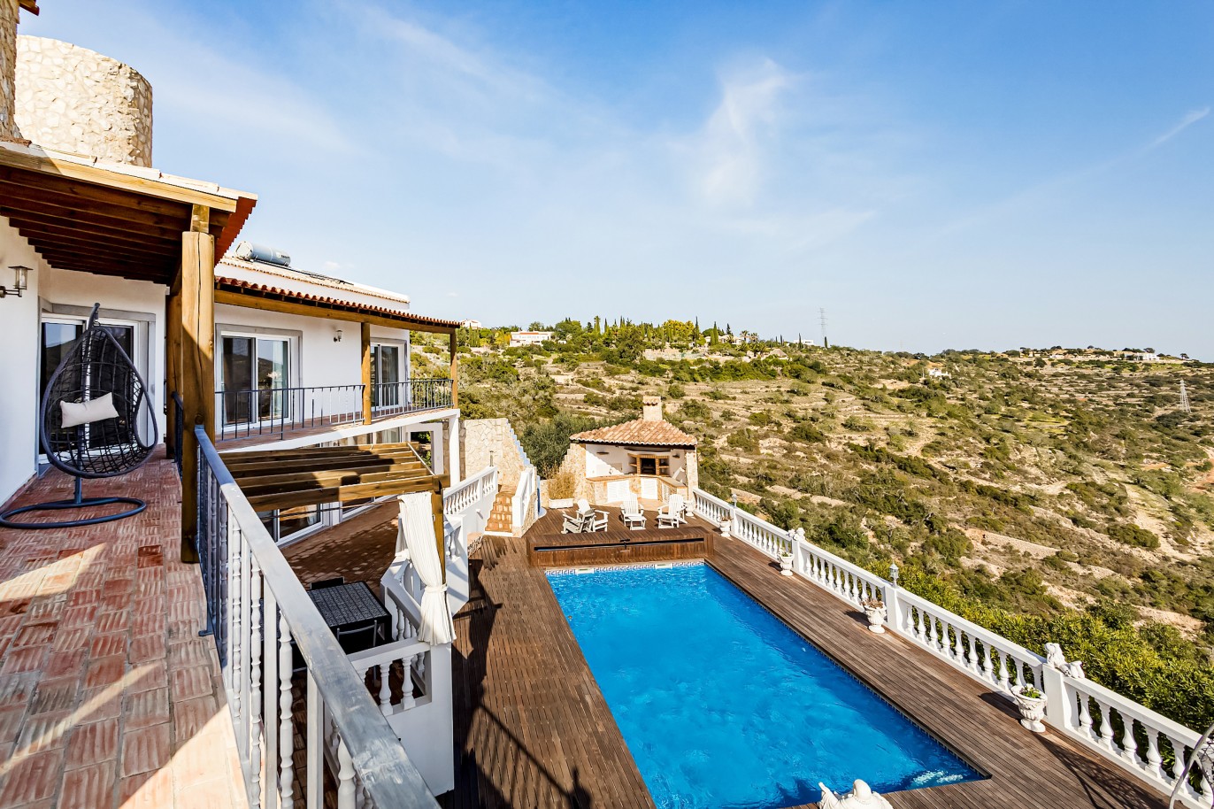 Villa de 5 dormitorios con vistas al mar, en venta, en Faro, Algarve_218177
