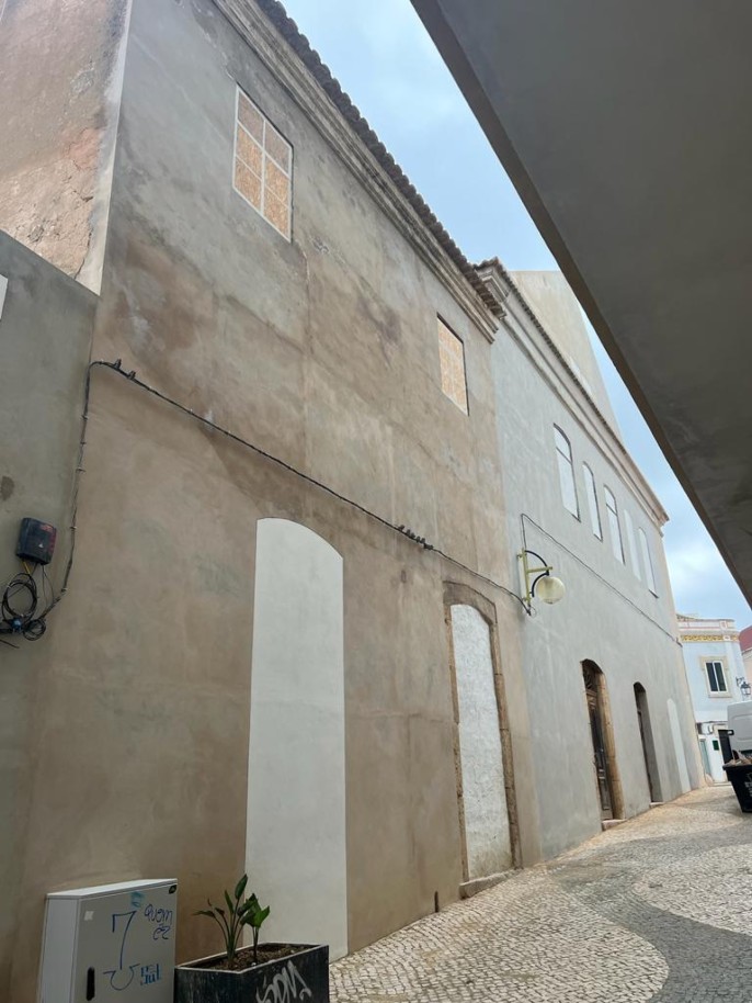 Palacete para reconstrução no centro de Portimão, Algarve_218489