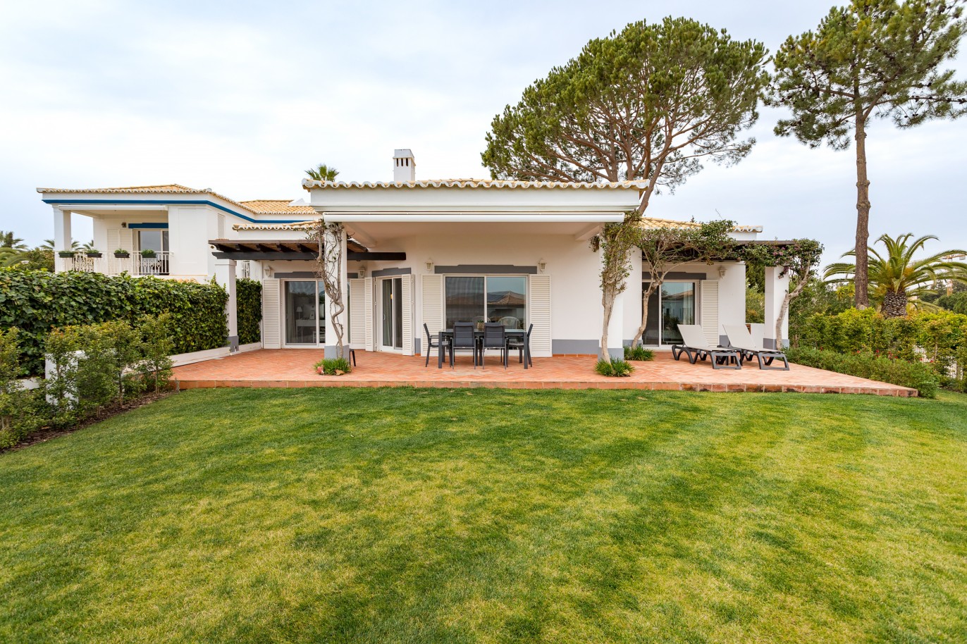 Villa de 3 chambres avec jardin, à vendre à Quinta do Lago, Algarve_218598