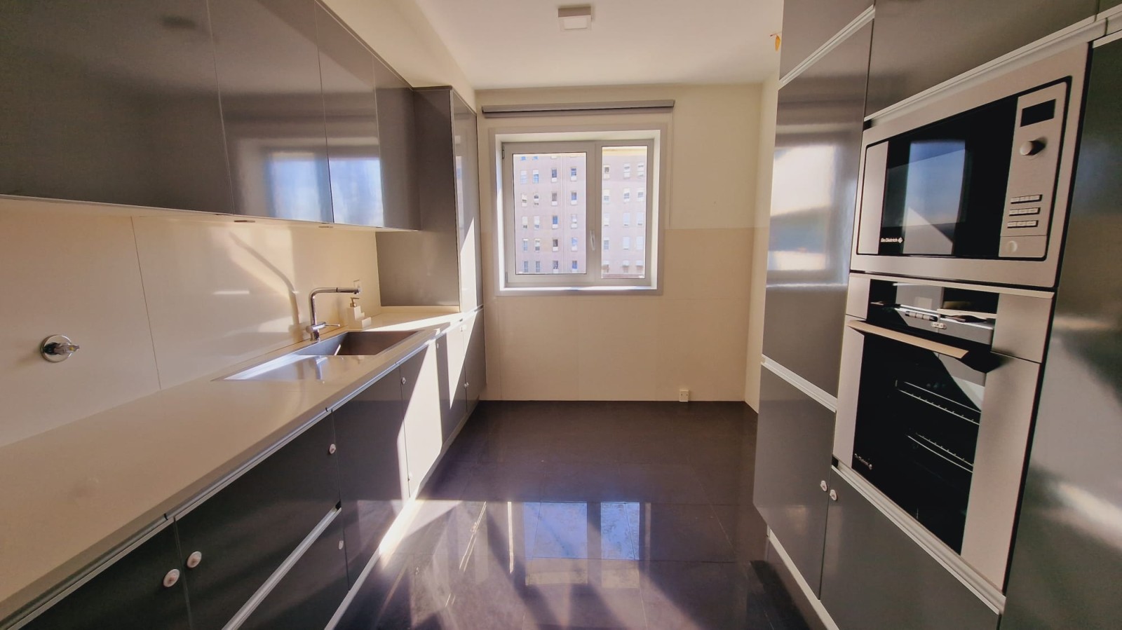 Duplex-Wohnung mit Balkon, zu verkaufen, in Lordelo do Ouro, Porto, Portugal_219116