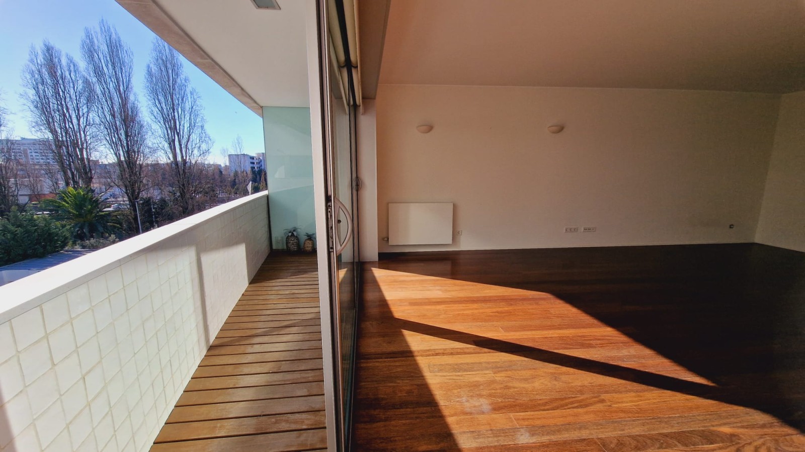 Piso dúplex con balcón, en venta, en Lordelo do Ouro, Oporto, Portugal_219125