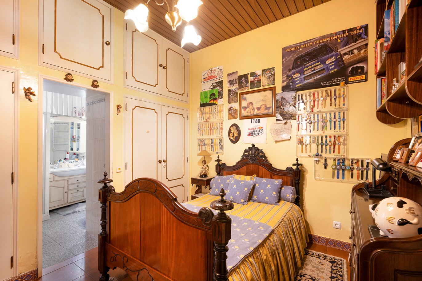 Villa tradicional de 5 dormitorios, en venta, en São Brás de Alportel, Algarve_219415