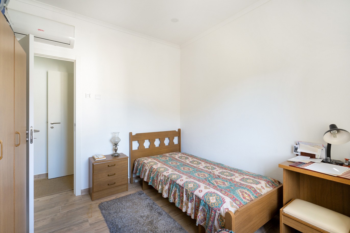 Remodeled 4 bedroom villa for sale in São Brás de Alportel, Algarve_219463
