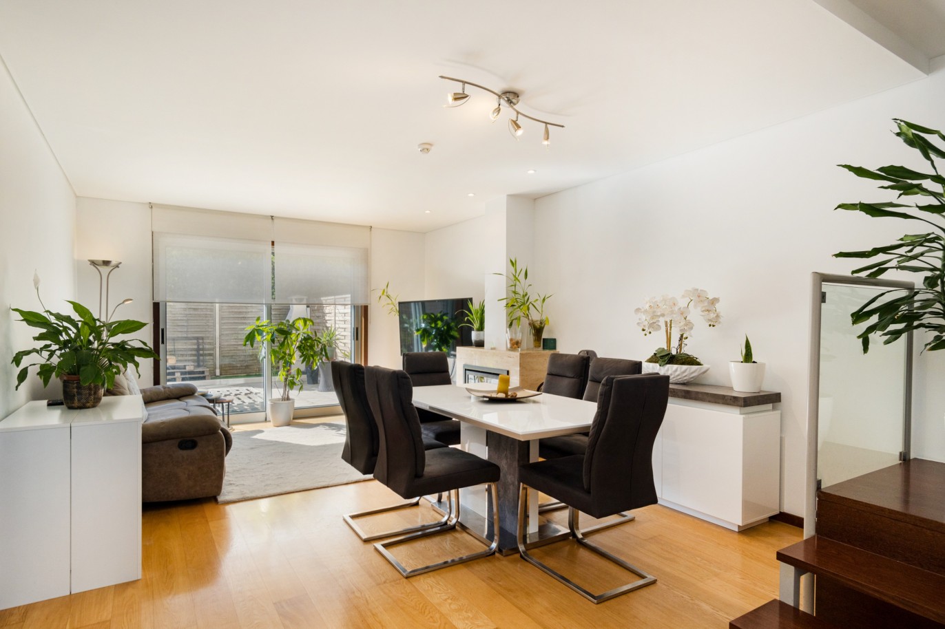 Vente : appartement en duplex avec terrasse, près de la plage de Madalena, V. N. Gaia, Porto, Portugal_219744