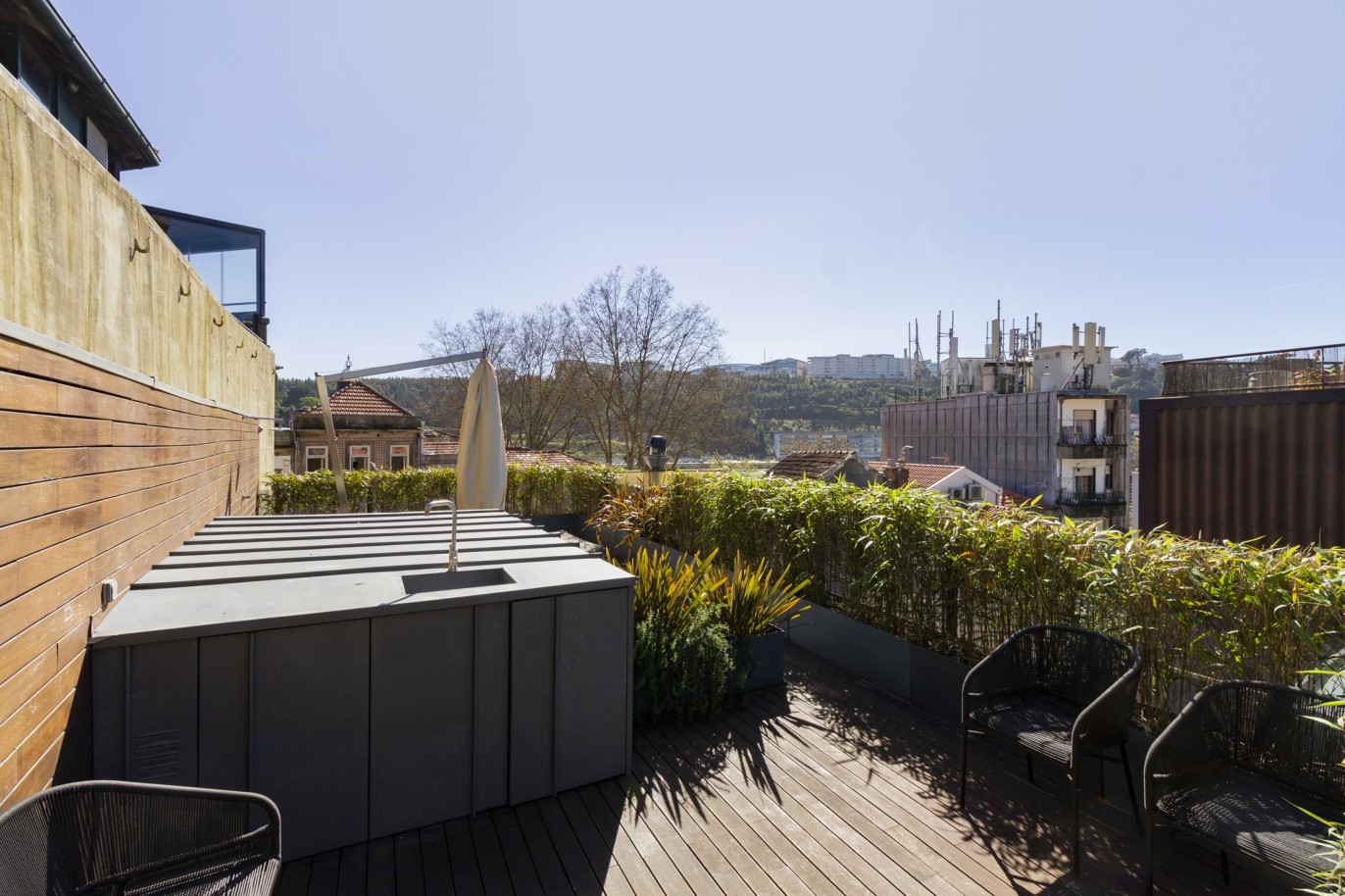 Sale: Villa with terrace and river views, in Cais das Pedras, Porto, Portugal_219791