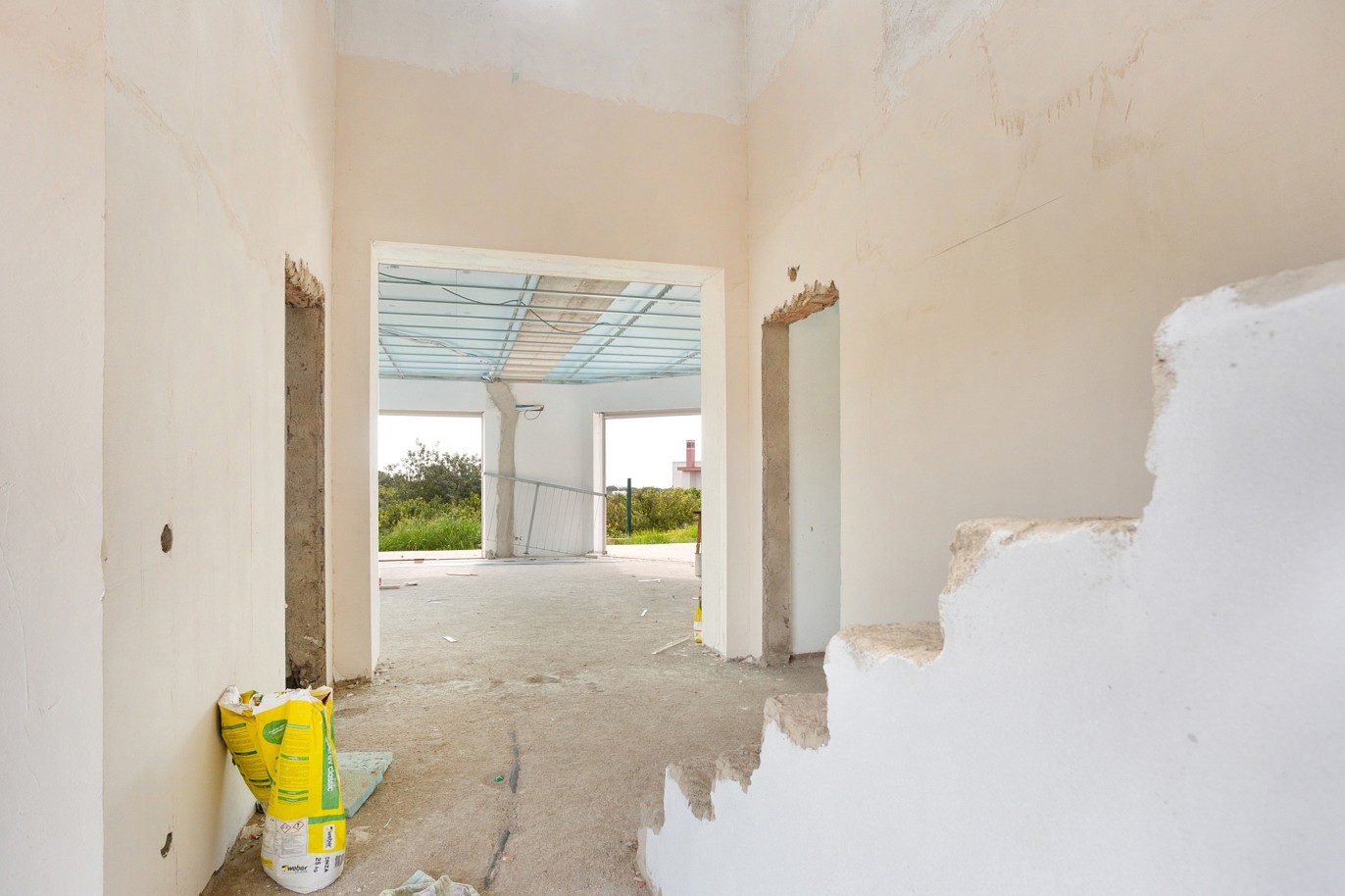 Moradia T4 com piscina, nova construção, para venda em Albufeira, Algarve_220317