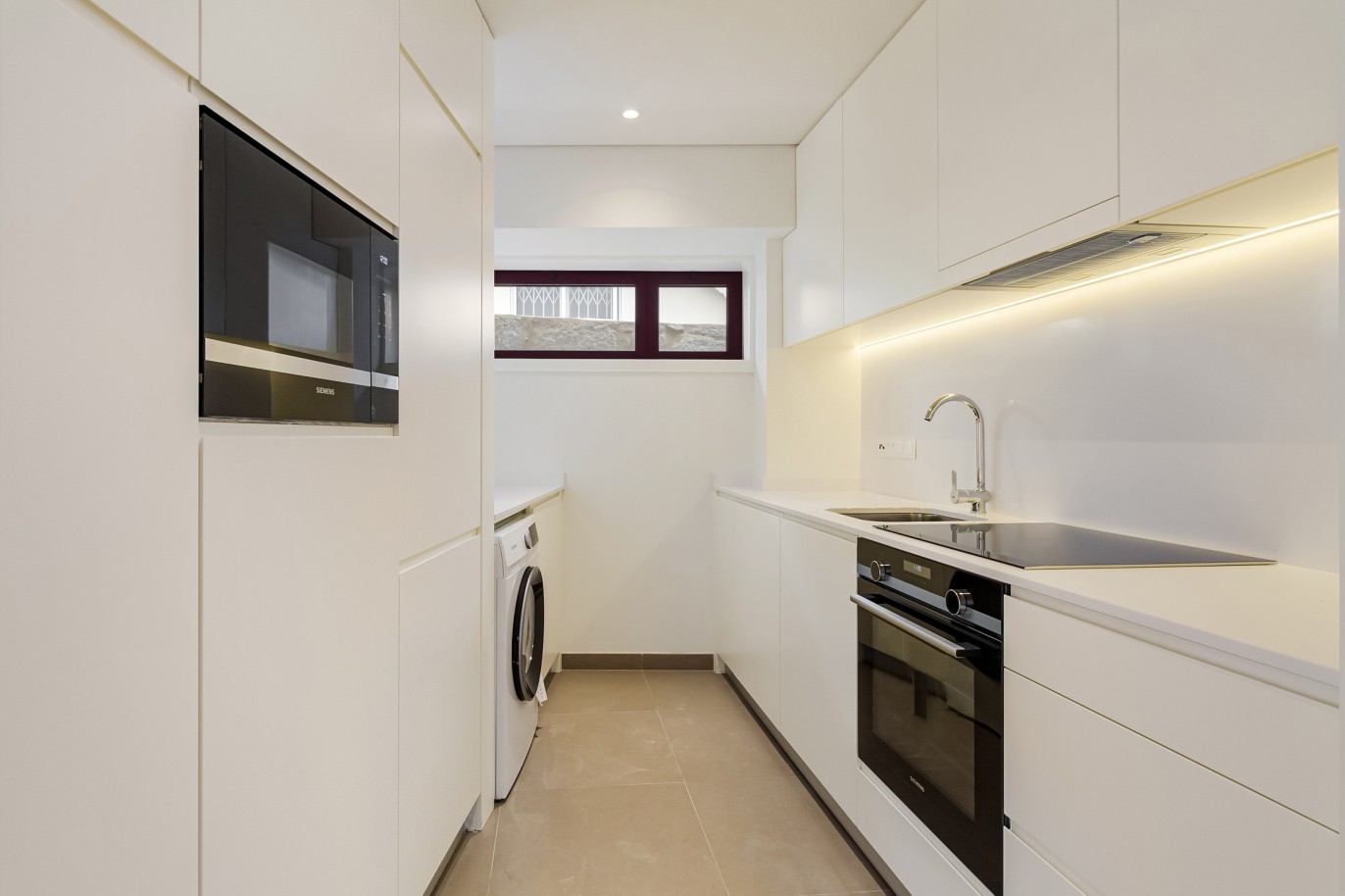 Neue Wohnung mit Patio, zu verkaufen, in Foz do Douro, Porto, Portugal_220587