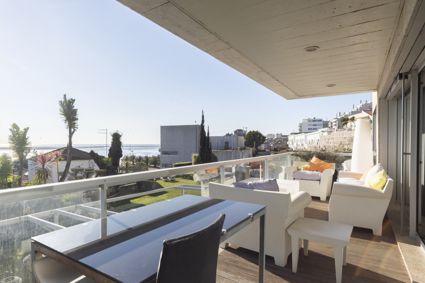Appartement de luxe avec balcon et vue sur le fleuve, à vendre, à Porto, Portugal_220709
