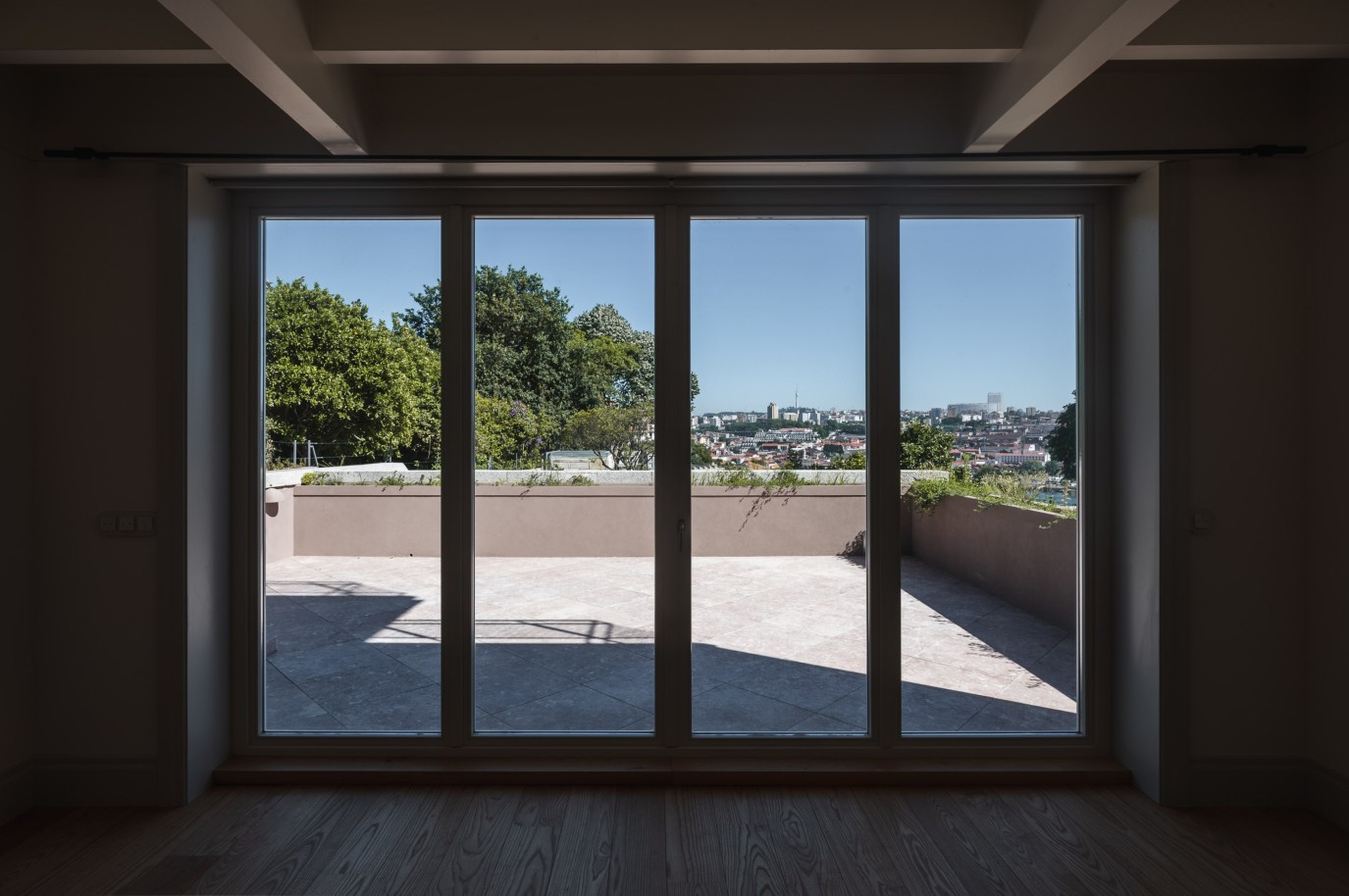 Luxuriöse neue Maisonette-Wohnung, zu verkaufen, im Zentrum von Porto, Portugal _220768