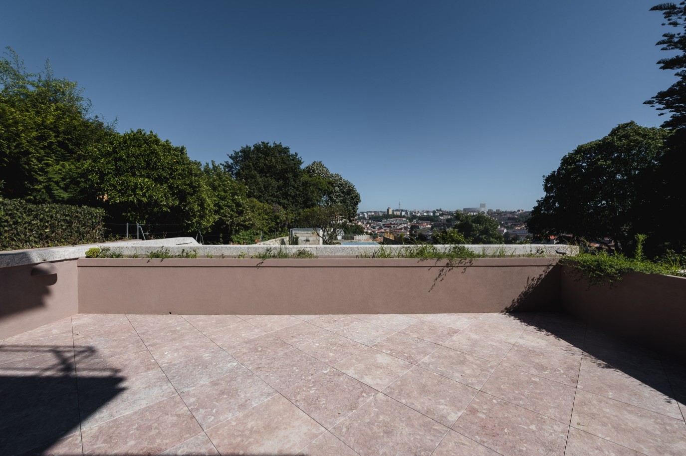 Luxuriöse neue Maisonette-Wohnung, zu verkaufen, im Zentrum von Porto, Portugal _220769