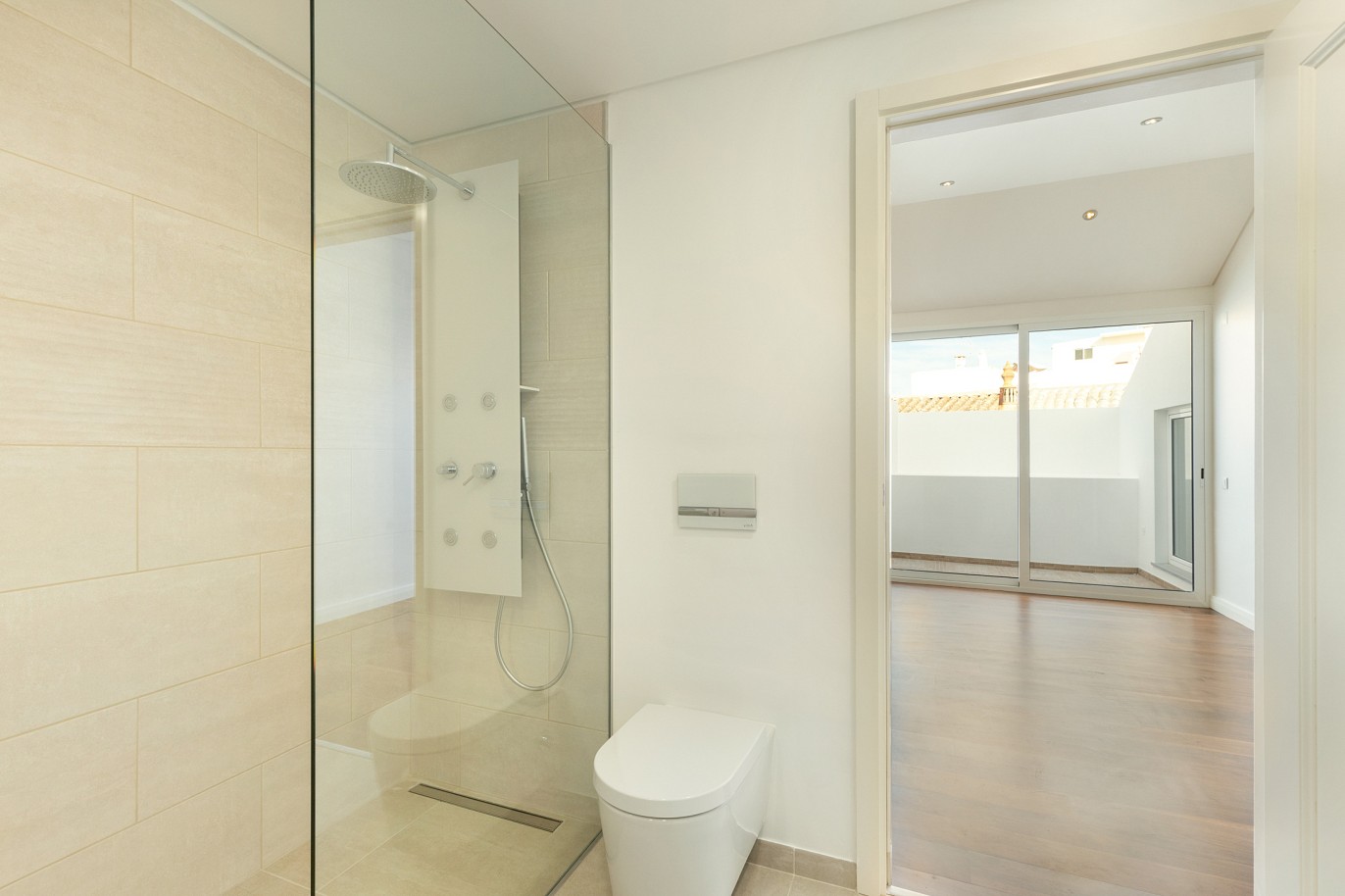 Piso de 2+1 dormitorios, de nueva construcción, en venta en Faro, Algarve_220911