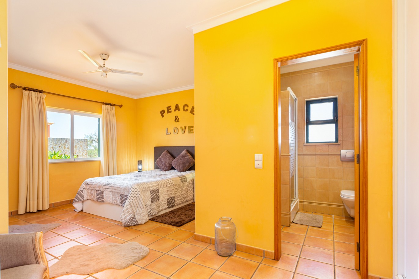 Villa de 5 dormitorios con anexo de 2 dormitorios, en venta, en Alvor, Algarve_220964