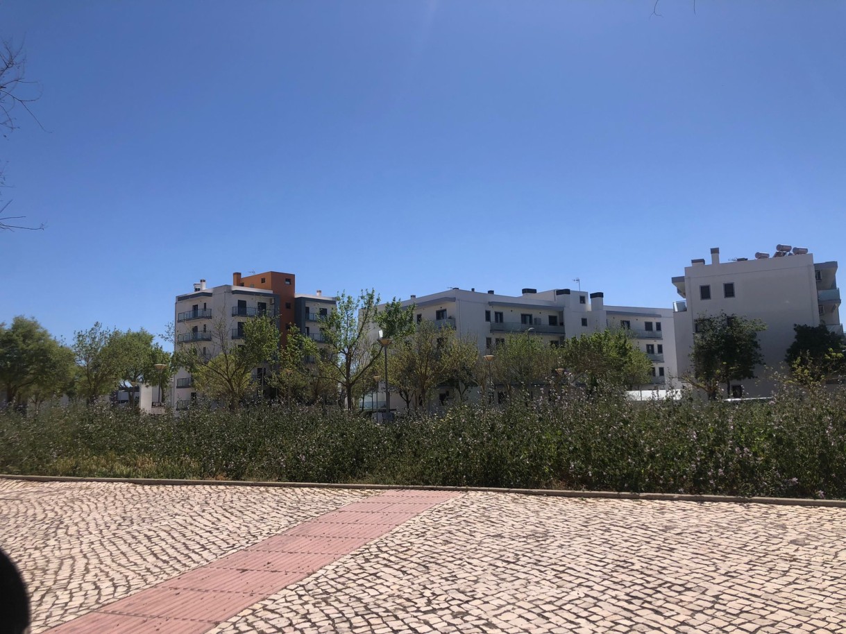 Lote com viabilidade de construção de edifício, venda em Loulé, Algarve_221151