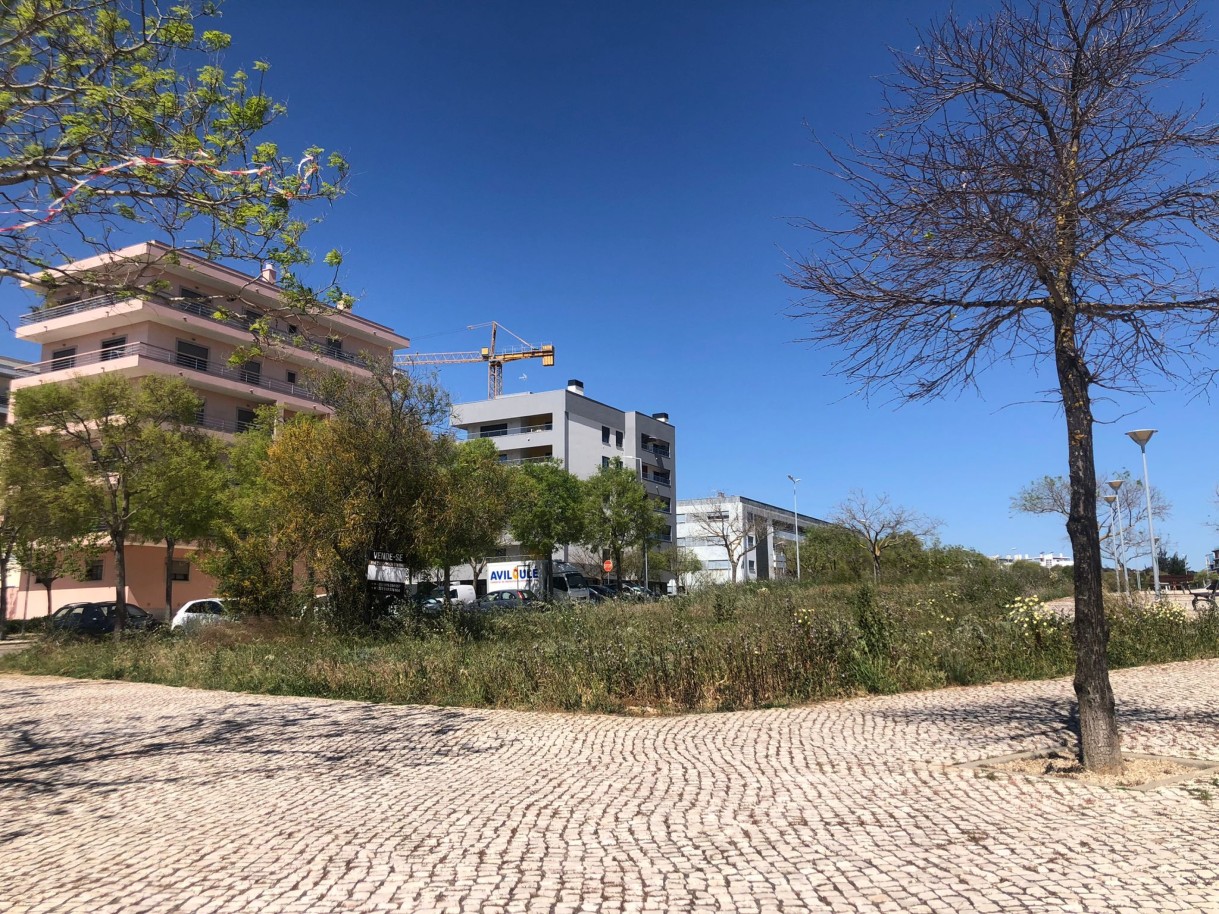 Grundstück mit genehmigtem Projekt, zu verkaufen in Loulé, Algarve_221187