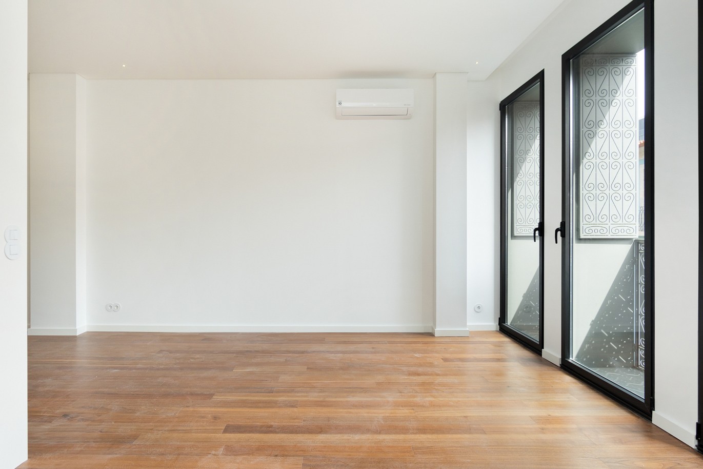 Apartamento novo com terraço, para venda, no Centro Histórico do Porto_221533