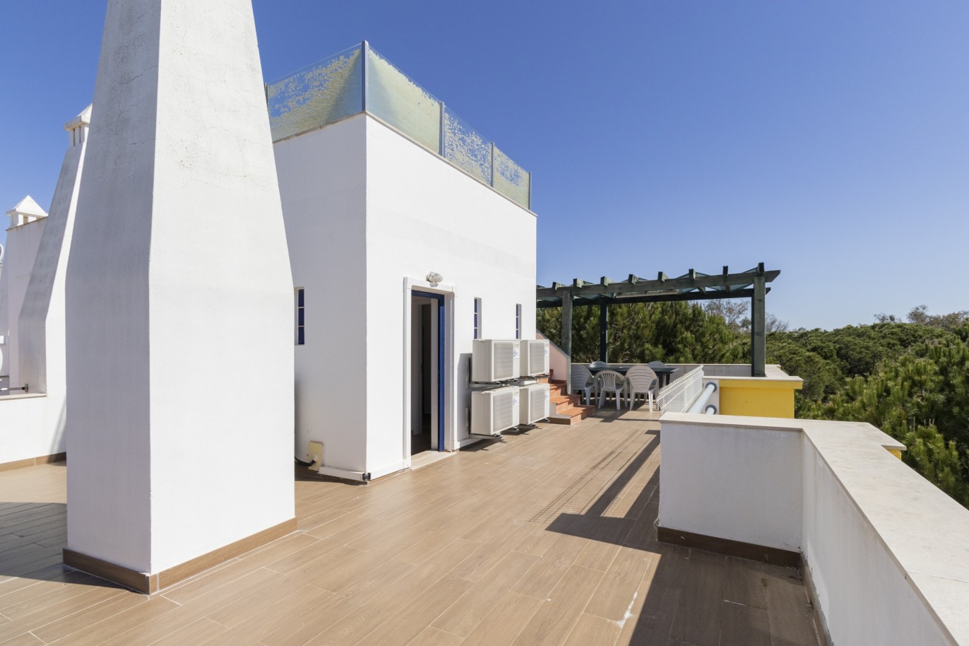 Villa de 4 chambres, à vendre à Praia Verde, Castro Marim, Algarve_221711