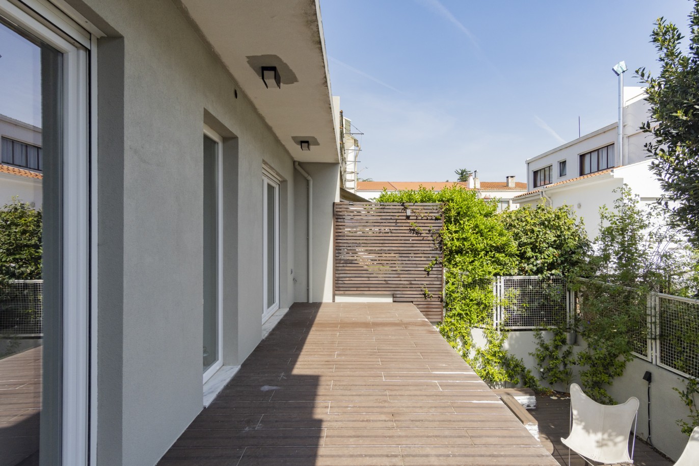 Villa de 5 dormitorios con terraza, en venta, en Lordelo do Ouro, Porto, Portugal_222101