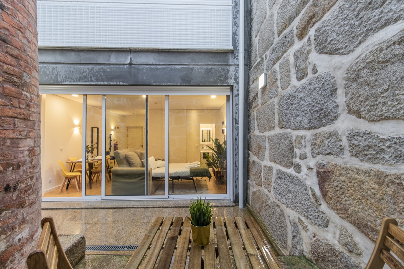 Wohnung mit Garten, zu verkaufen, im Zentrum von Porto, Portugal_222217