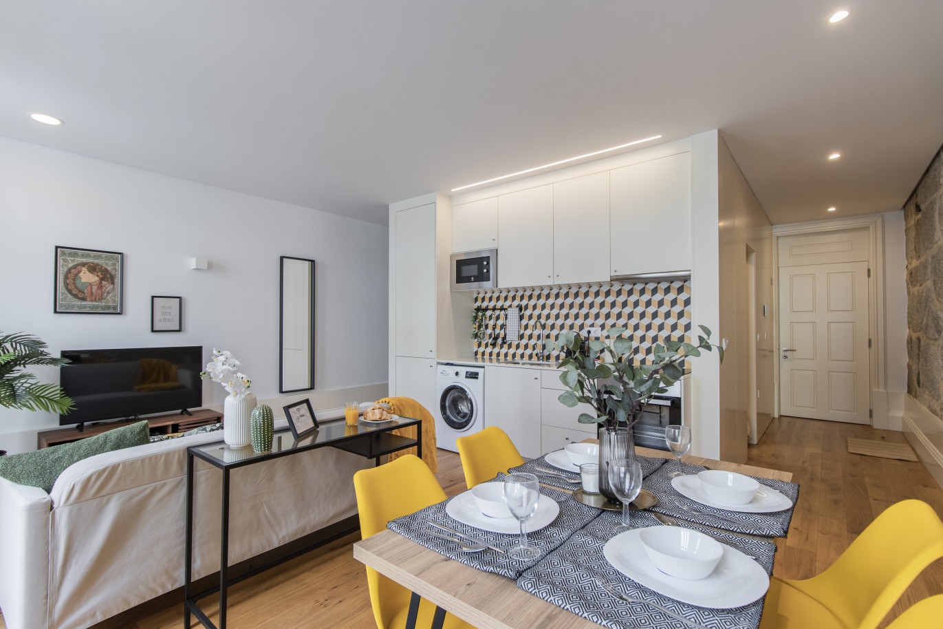 Wohnung mit Terrasse, zu verkaufen, im Zentrum von Porto, Portugal_222239