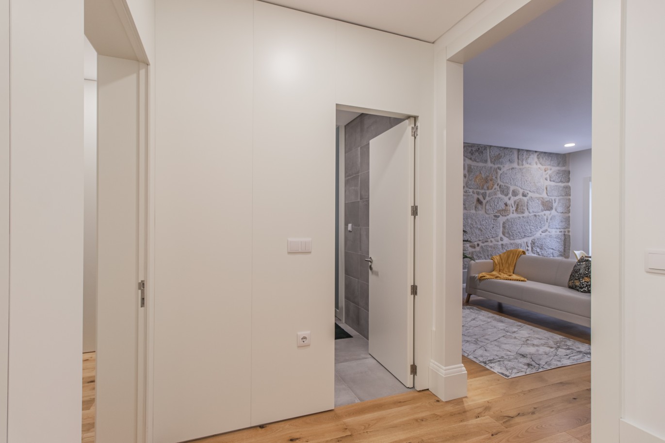 Apartamento nuevo, en venta, en el centro de Porto, Portugal_222367