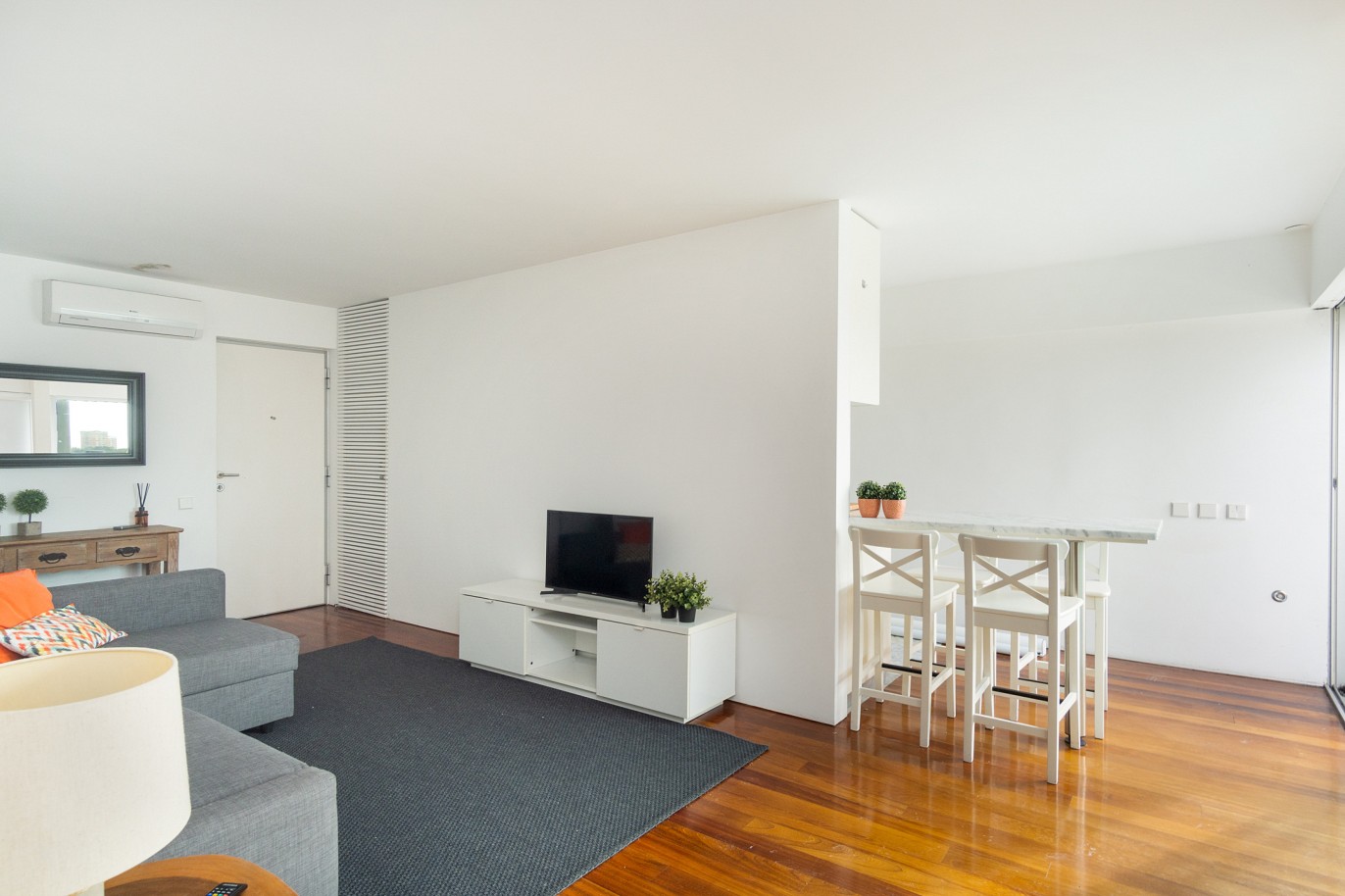 Penthouse, to rent, in Lordelo do Ouro, Porto, Portugal_222416